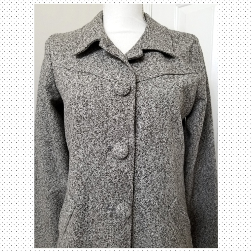 Grey Coat Size M. - Picture 2 of 8